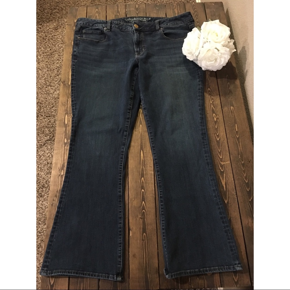 American Eagle Outfitters 18